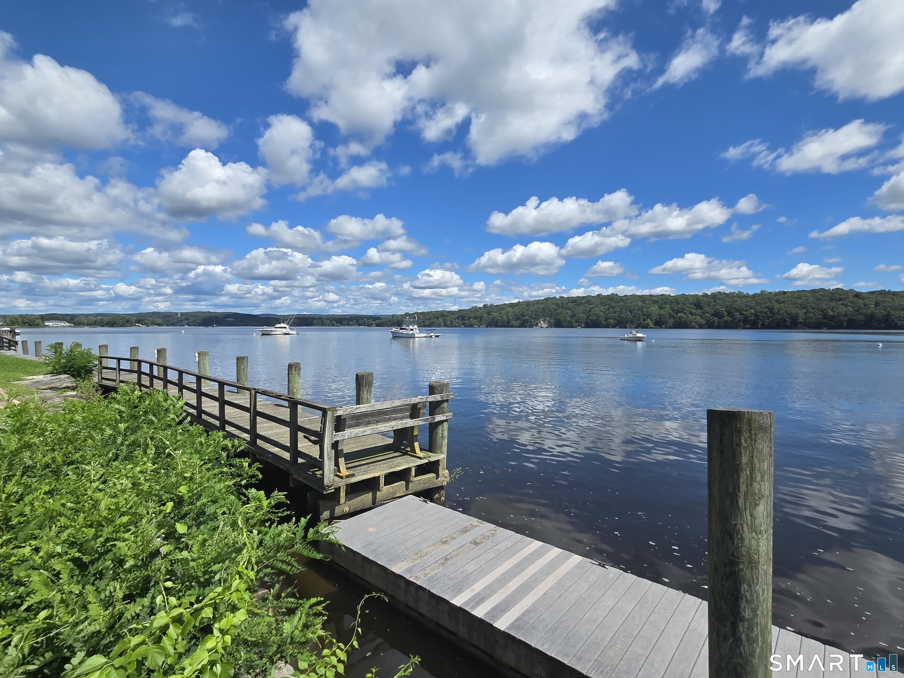 16 Jones Lane Deep River CT 06417
