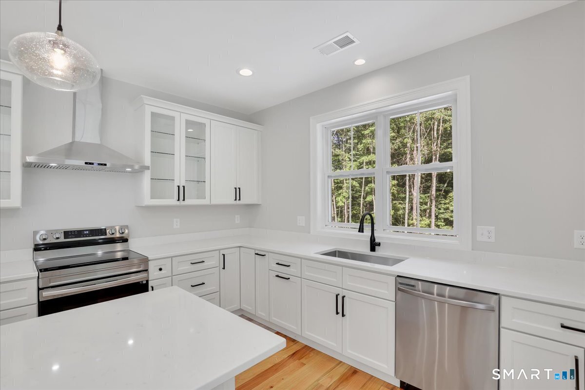 147 Hackmatack Street Manchester CT 06040