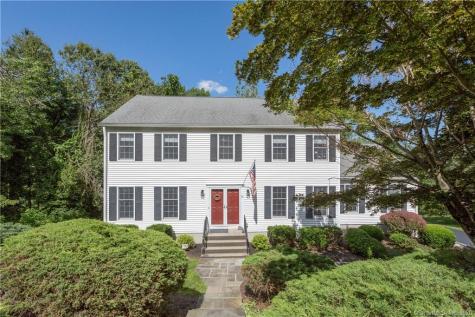 13 Shamrock Drive Brookfield CT 06804