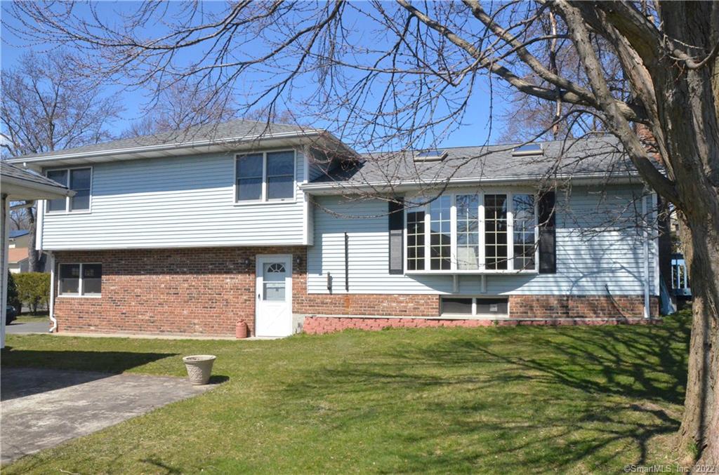 23 Karen Avenue Waterbury CT 06708