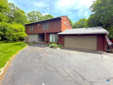 109 Spruce Drive Naugatuck CT 06770