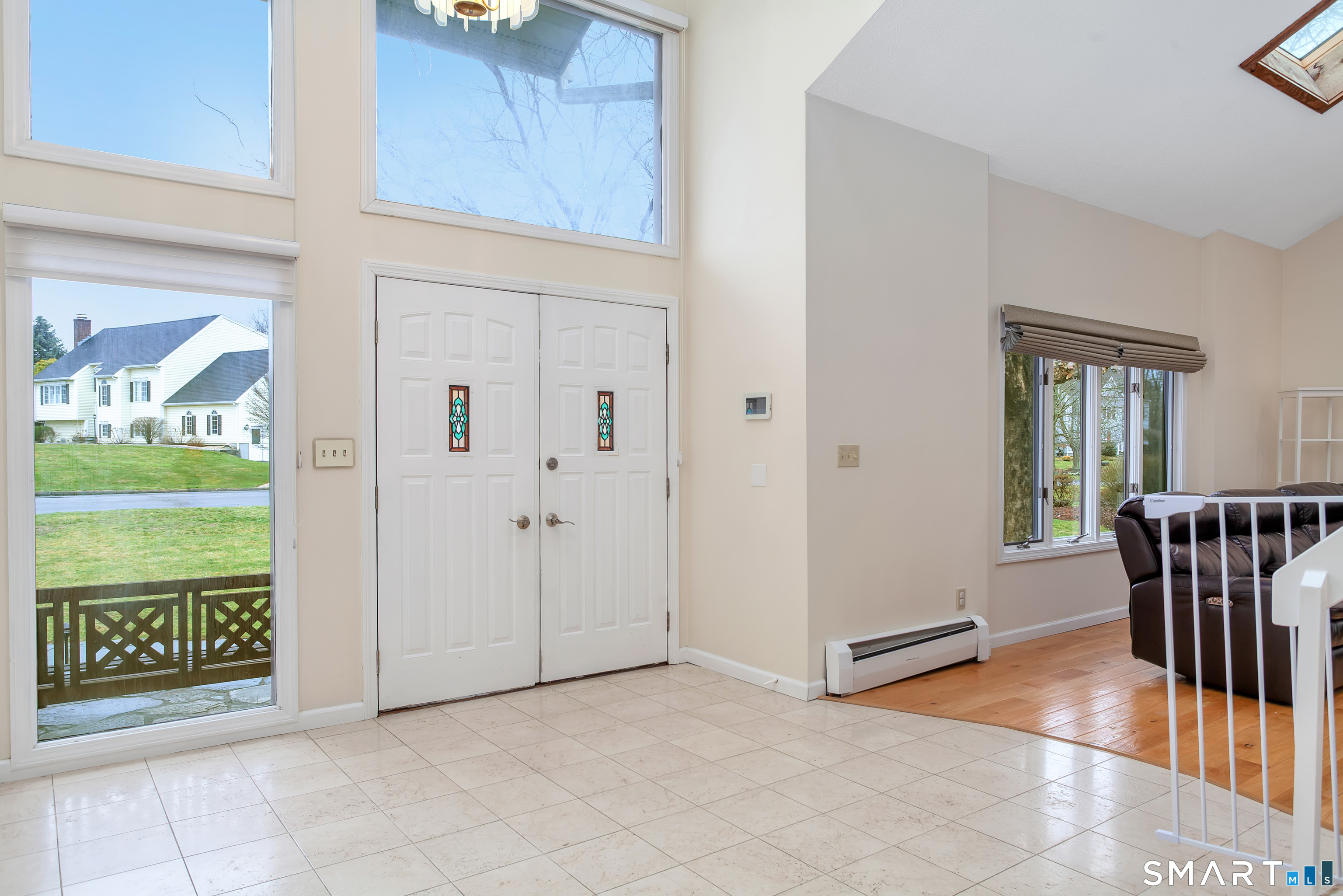 8 Lomartra Lane Branford CT 06405