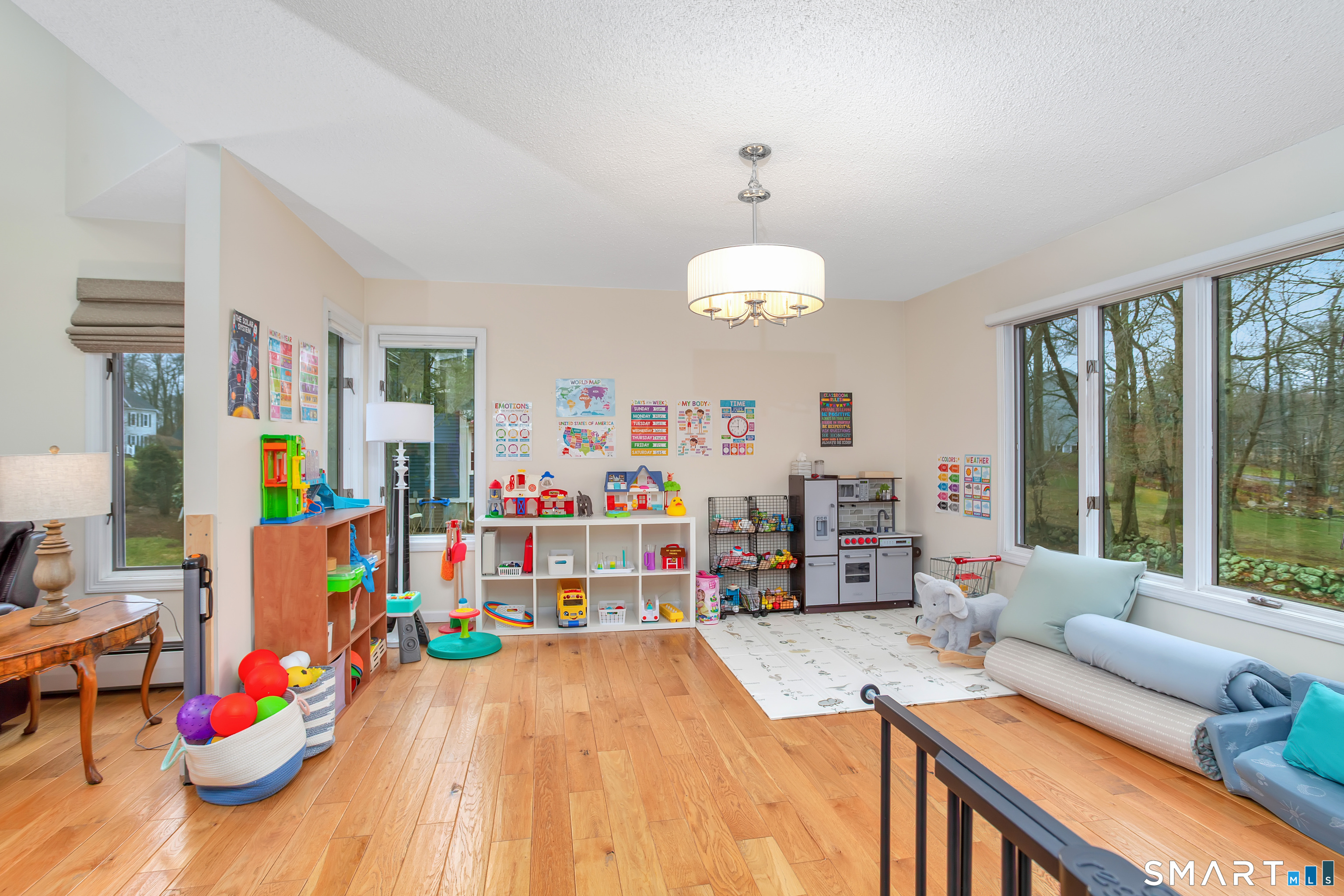 8 Lomartra Lane Branford CT 06405