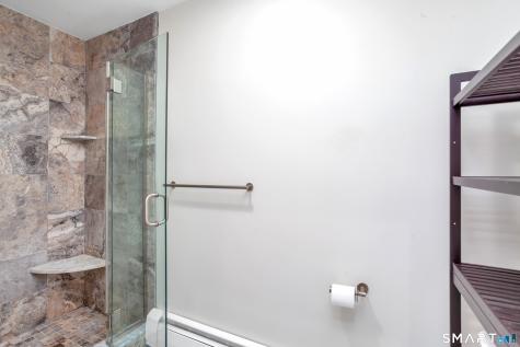 8 Lomartra Lane Branford CT 06405