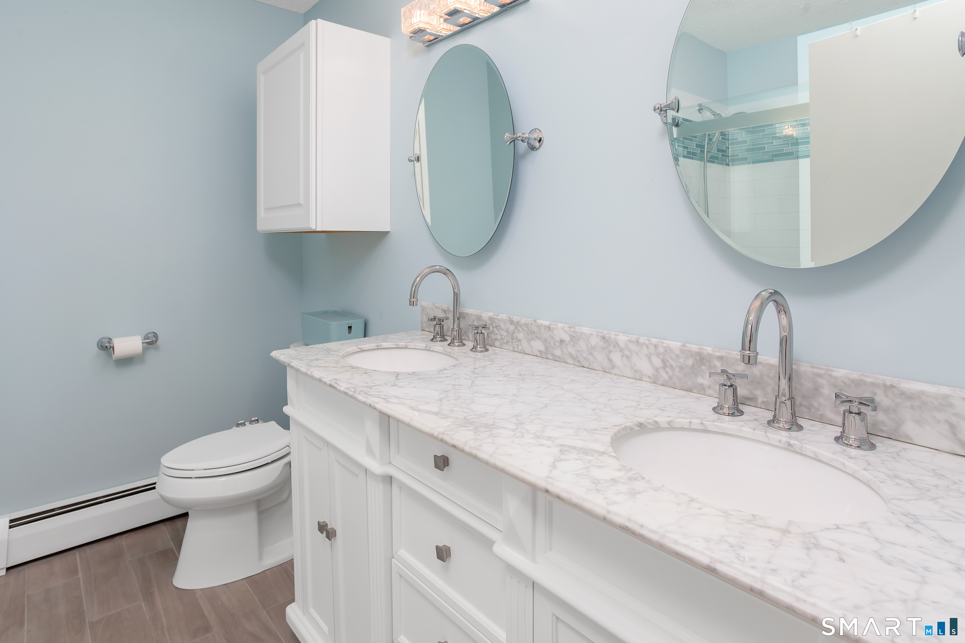 8 Lomartra Lane Branford CT 06405