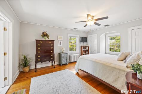 37 Ridgewood Avenue North Haven CT 06473