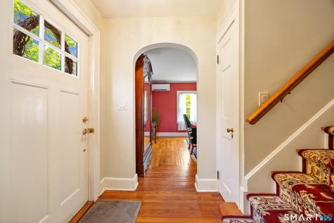 37 Ridgewood Avenue North Haven CT 06473
