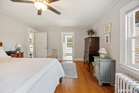 37 Ridgewood Avenue North Haven CT 06473