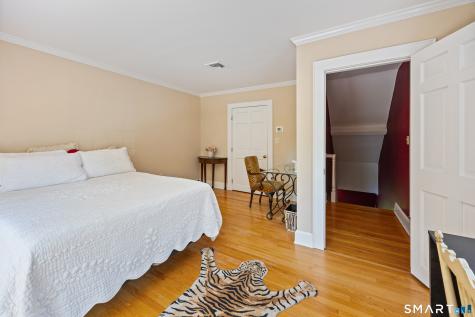 37 Ridgewood Avenue North Haven CT 06473