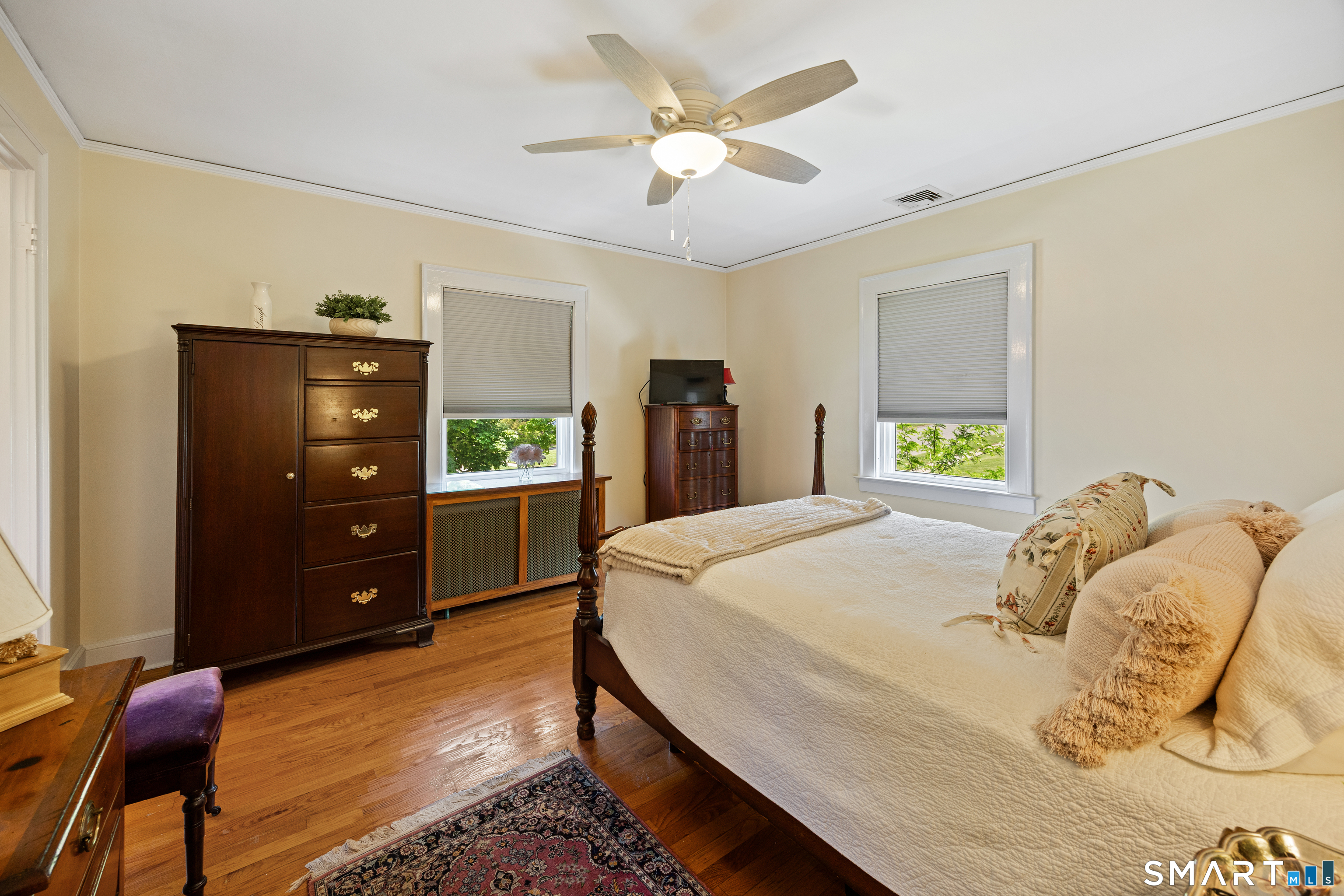 37 Ridgewood Avenue North Haven CT 06473