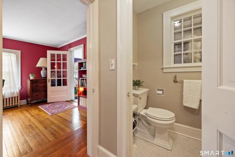 37 Ridgewood Avenue North Haven CT 06473