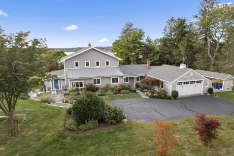 39 Gledhill Avenue Stonington CT 06378