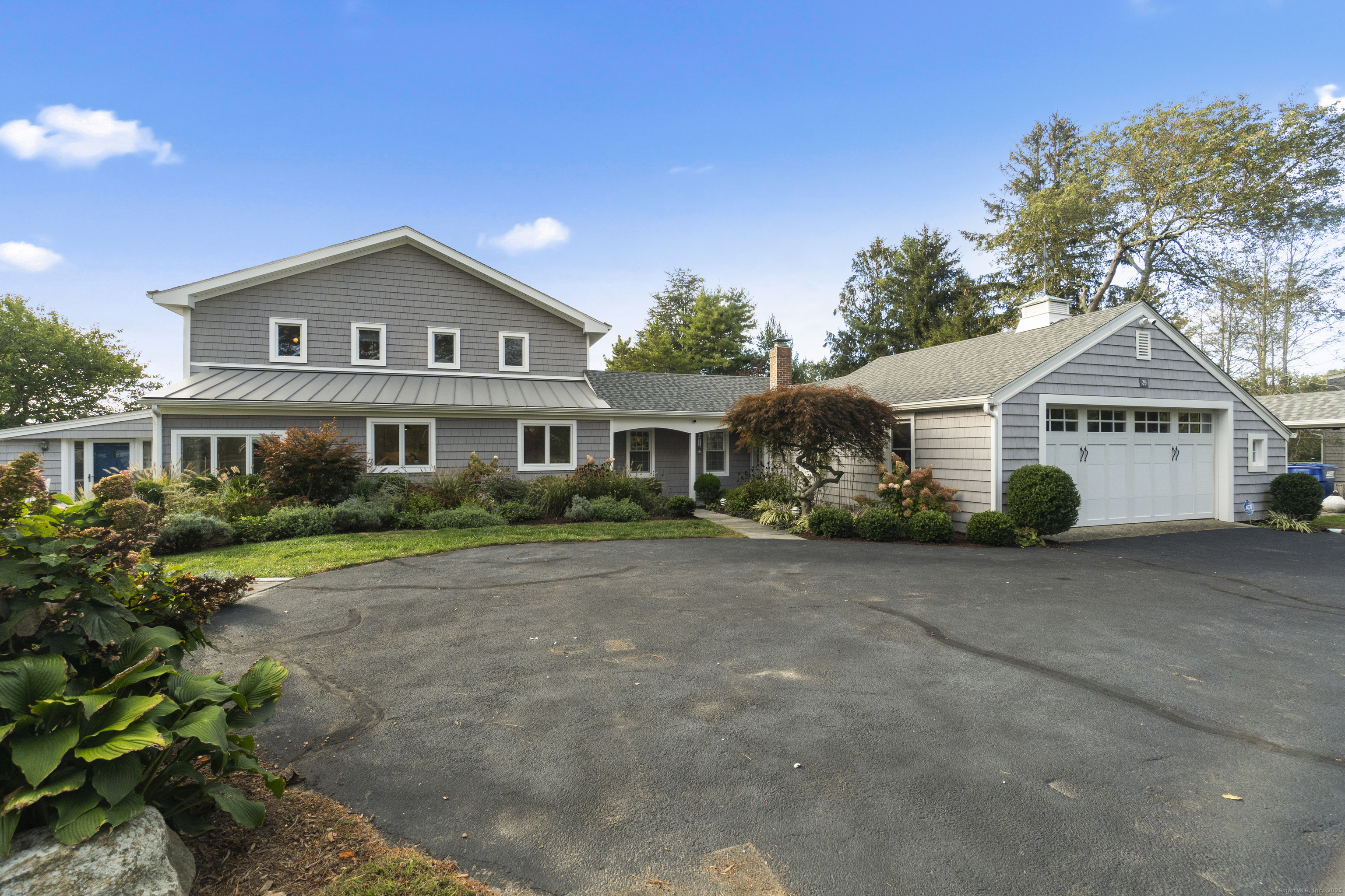 39 Gledhill Avenue Stonington CT 06378