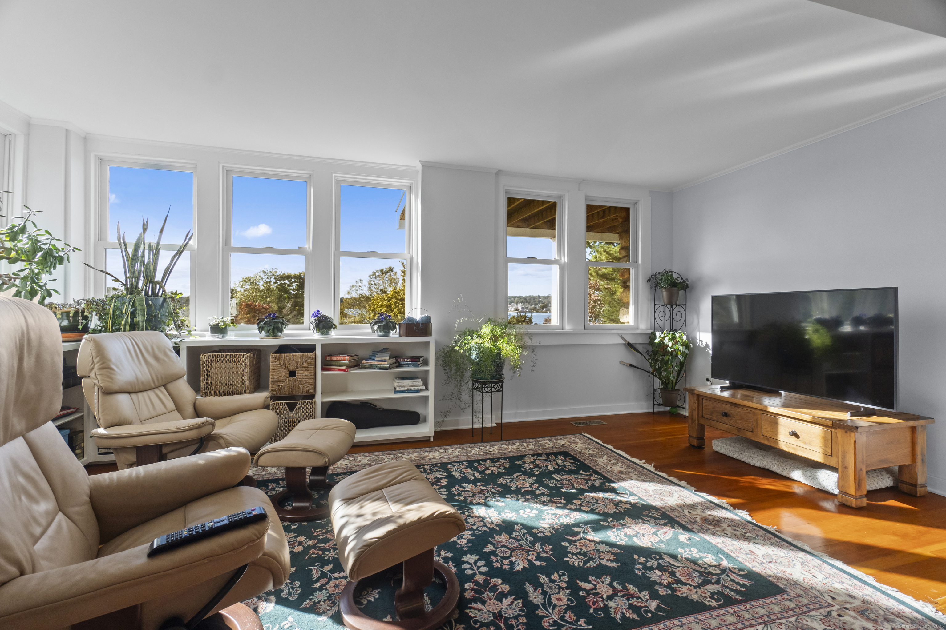 39 Gledhill Avenue Stonington CT 06378