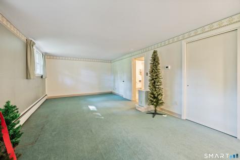 98 Merwin Circle Cheshire CT 06410