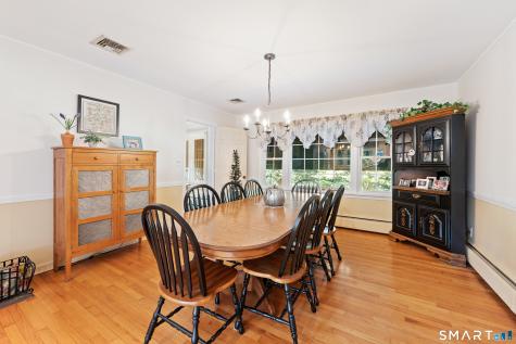 98 Merwin Circle Cheshire CT 06410