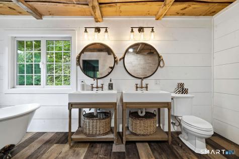 17 Florida Road East Haddam CT 06423