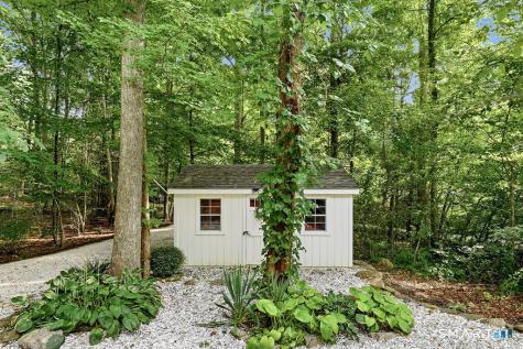 17 Florida Road East Haddam CT 06423