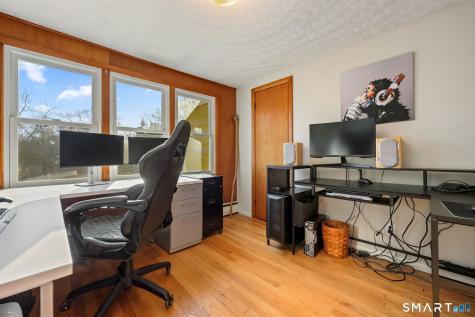 34 Perry Avenue Norwich CT 06360