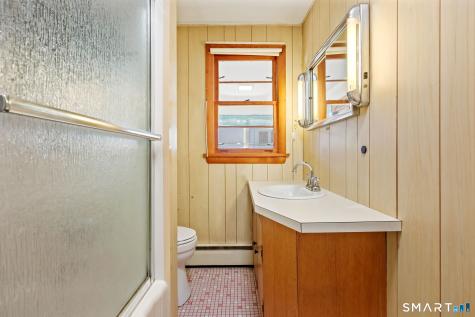 34 Perry Avenue Norwich CT 06360