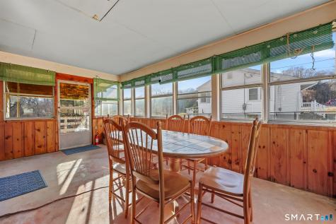 34 Perry Avenue Norwich CT 06360