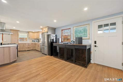 34 Perry Avenue Norwich CT 06360