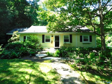 151 Great Quarter Road Newtown CT 06482