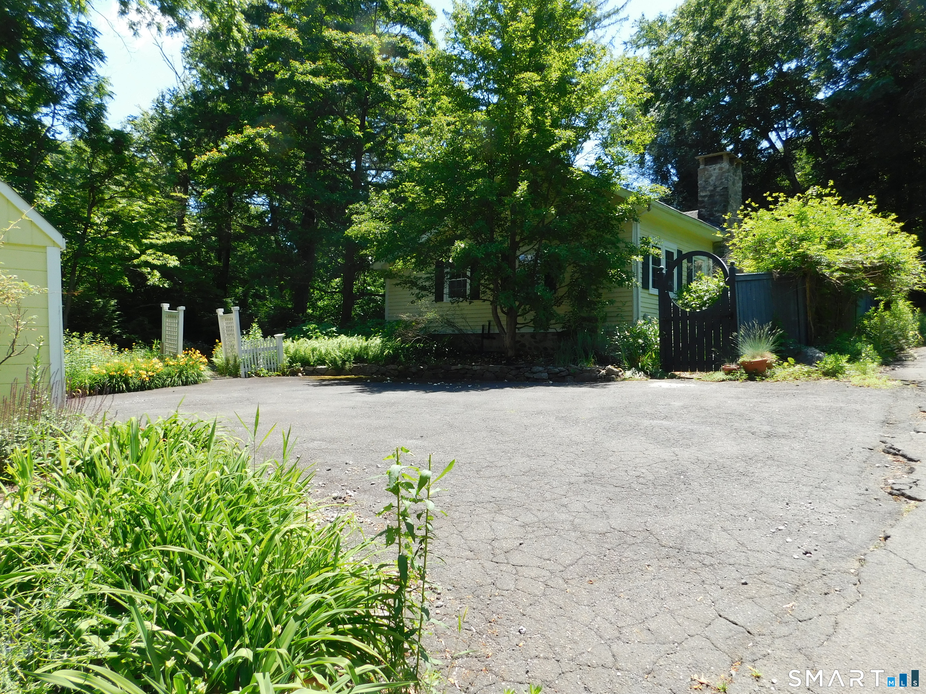 151 Great Quarter Road Newtown CT 06482