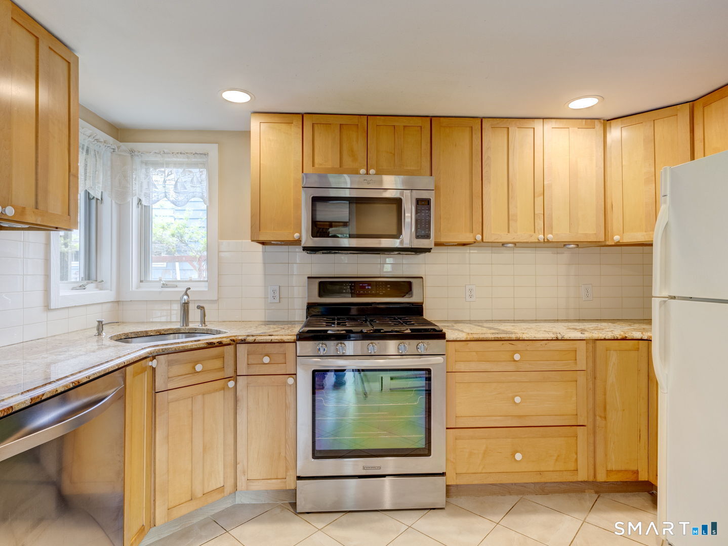 120 Highland Avenue Branford CT 06405