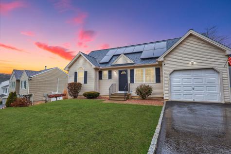 242 Kendall Circle Waterbury CT 06708
