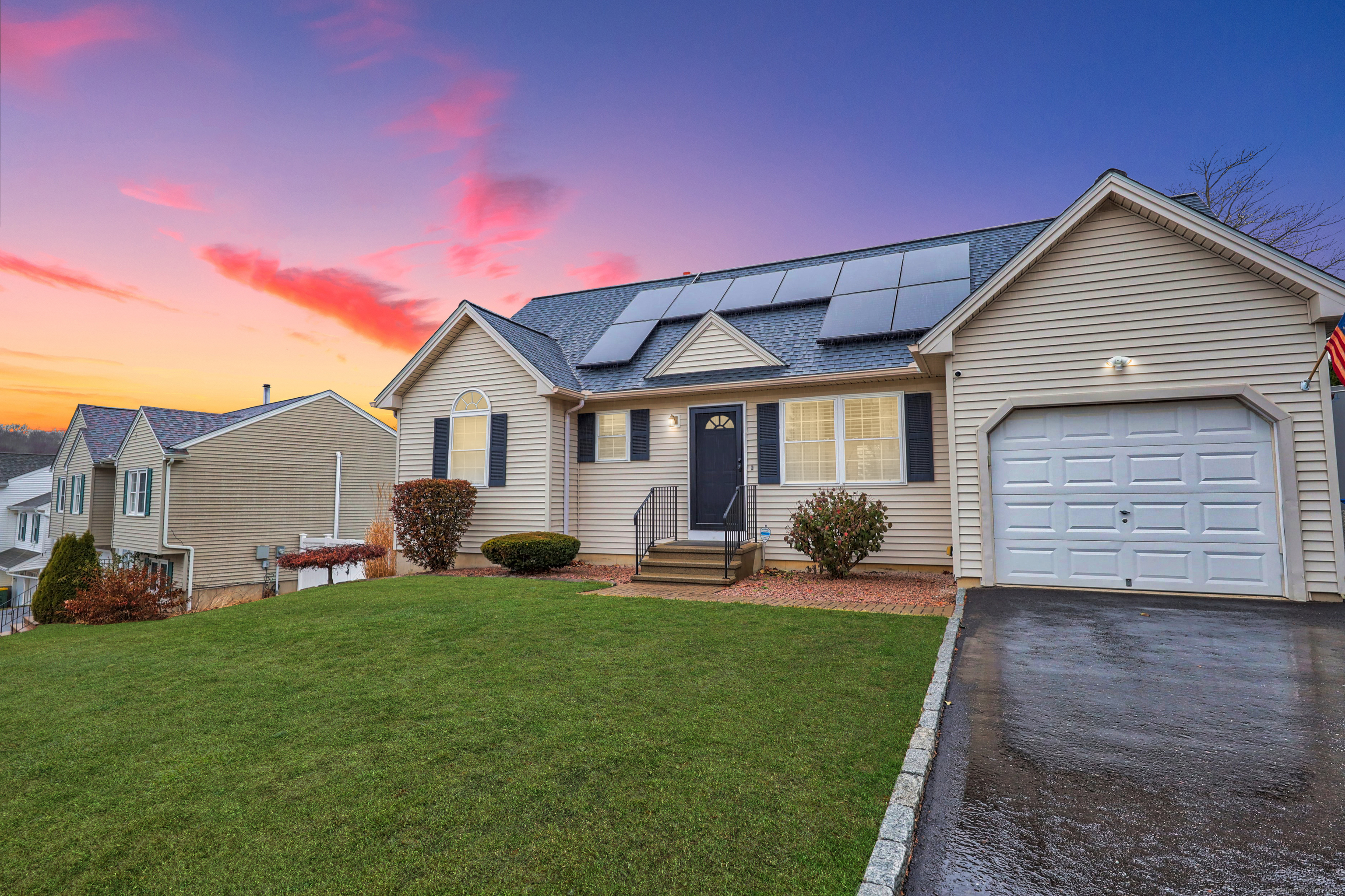 242 Kendall Circle Waterbury CT 06708