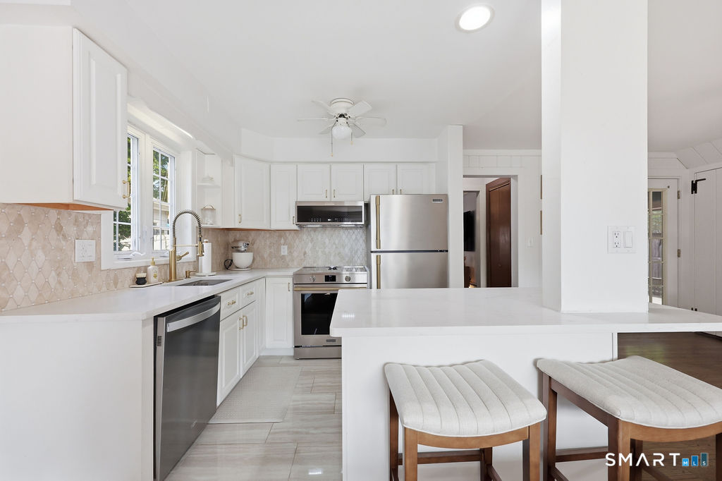 428 Welchs Point Road Milford CT 06460