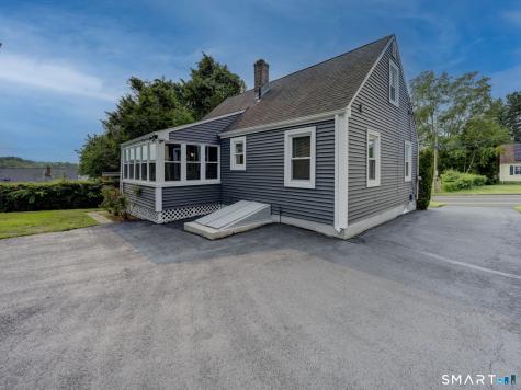 2516 Corbin Avenue New Britain CT 06053
