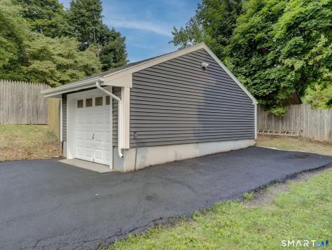 2516 Corbin Avenue New Britain CT 06053