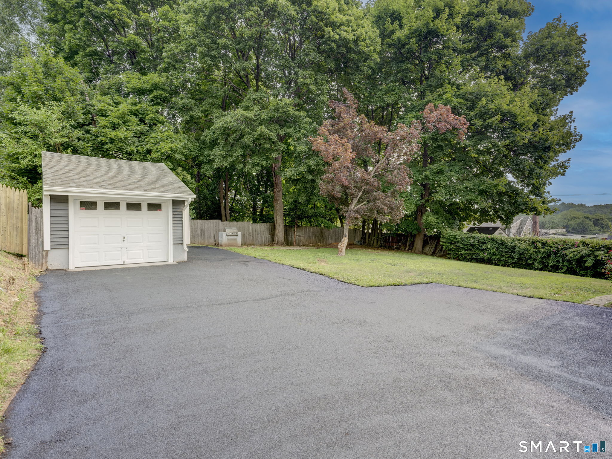 2516 Corbin Avenue New Britain CT 06053