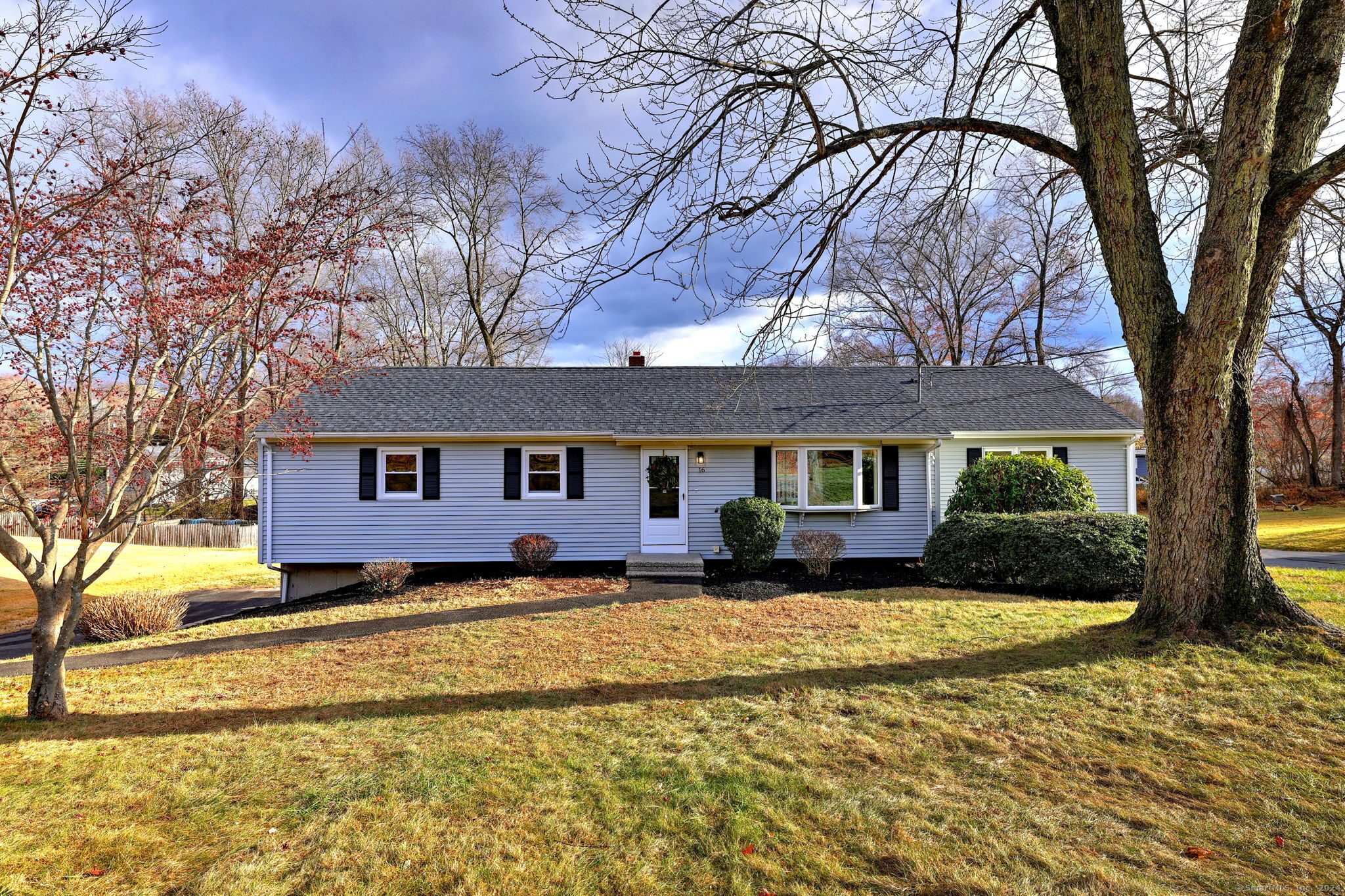 16 Covington Drive Milford CT 06461