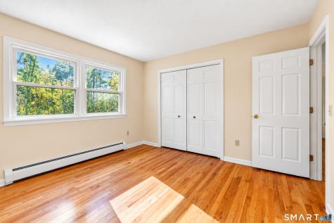 77 Stone Boat Road Guilford CT 06437