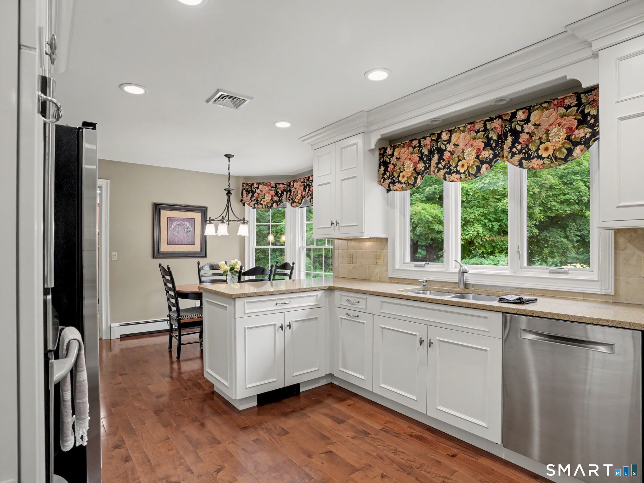 16 Mallett Drive Trumbull CT 06611