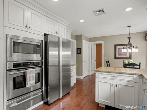 16 Mallett Drive Trumbull CT 06611