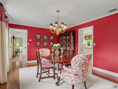 16 Mallett Drive Trumbull CT 06611