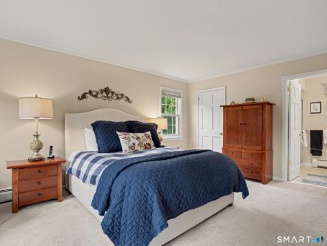 16 Mallett Drive Trumbull CT 06611