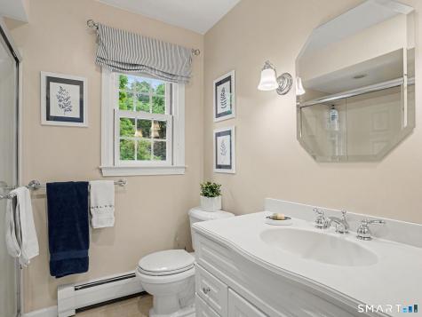 16 Mallett Drive Trumbull CT 06611
