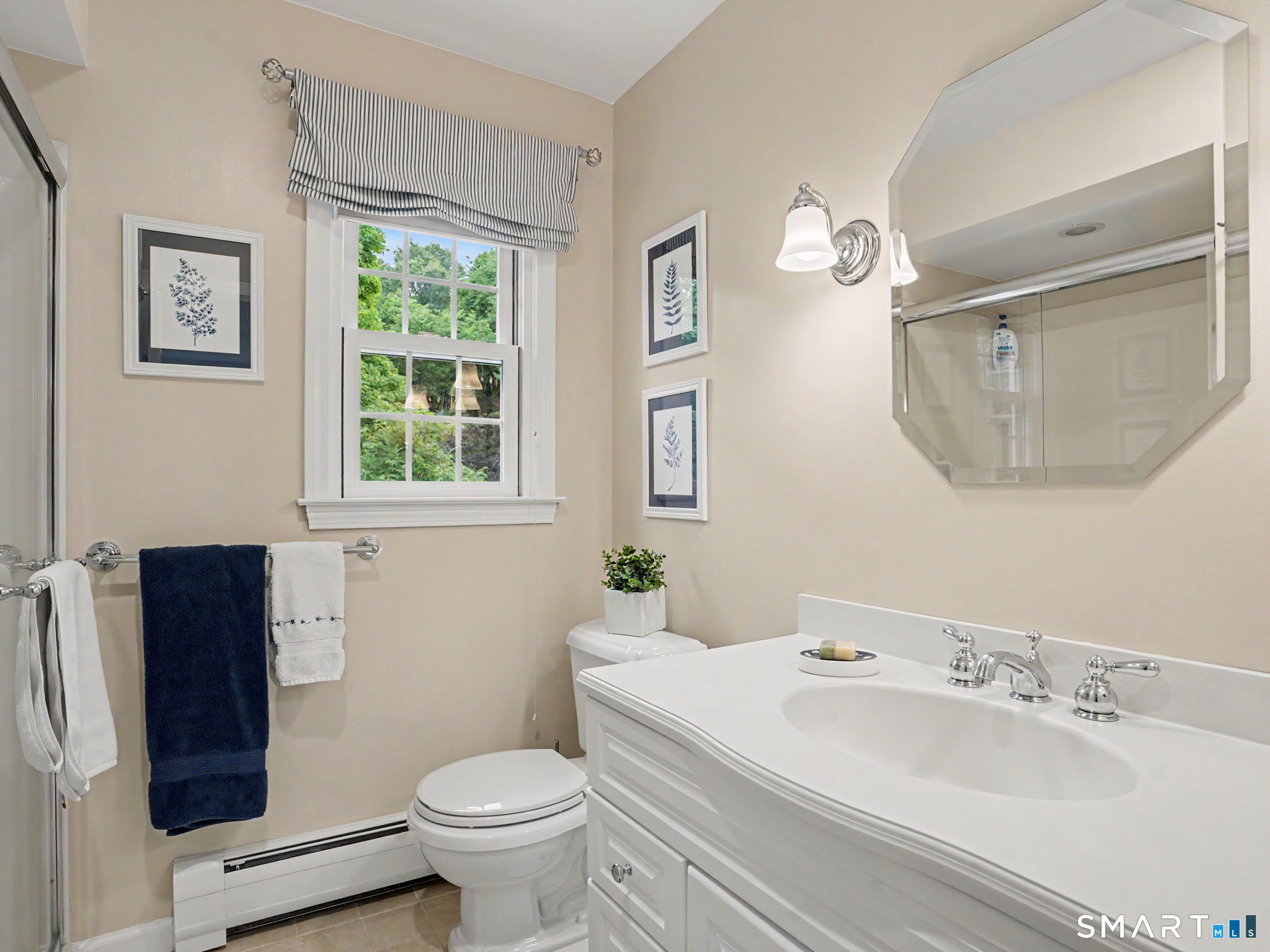 16 Mallett Drive Trumbull CT 06611