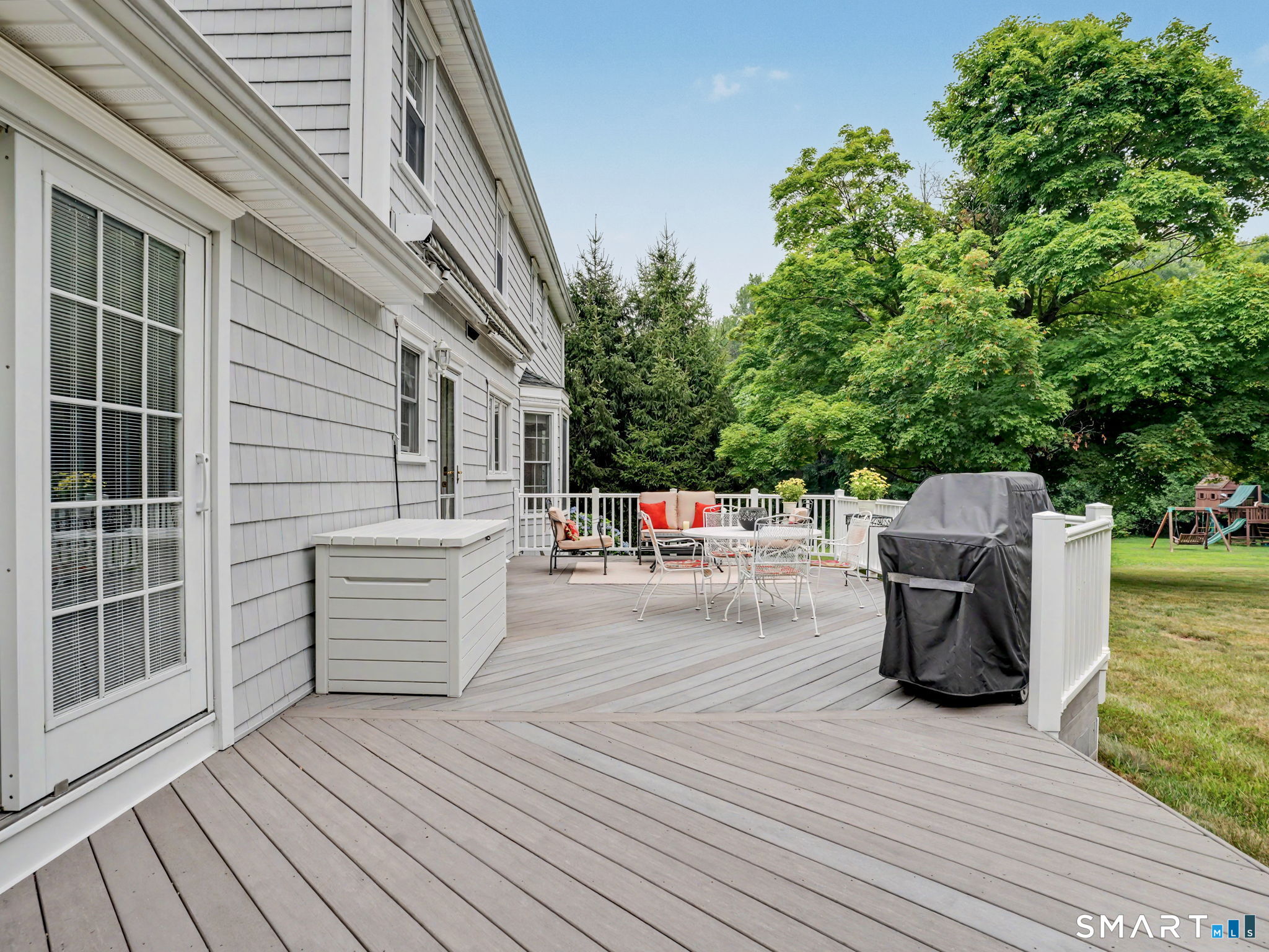 16 Mallett Drive Trumbull CT 06611