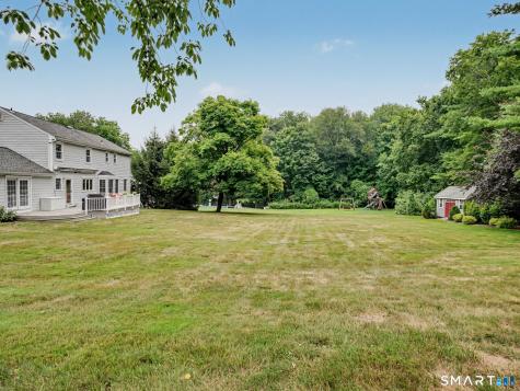 16 Mallett Drive Trumbull CT 06611
