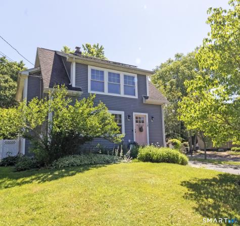 18 Hicksville Road Cromwell CT 06416