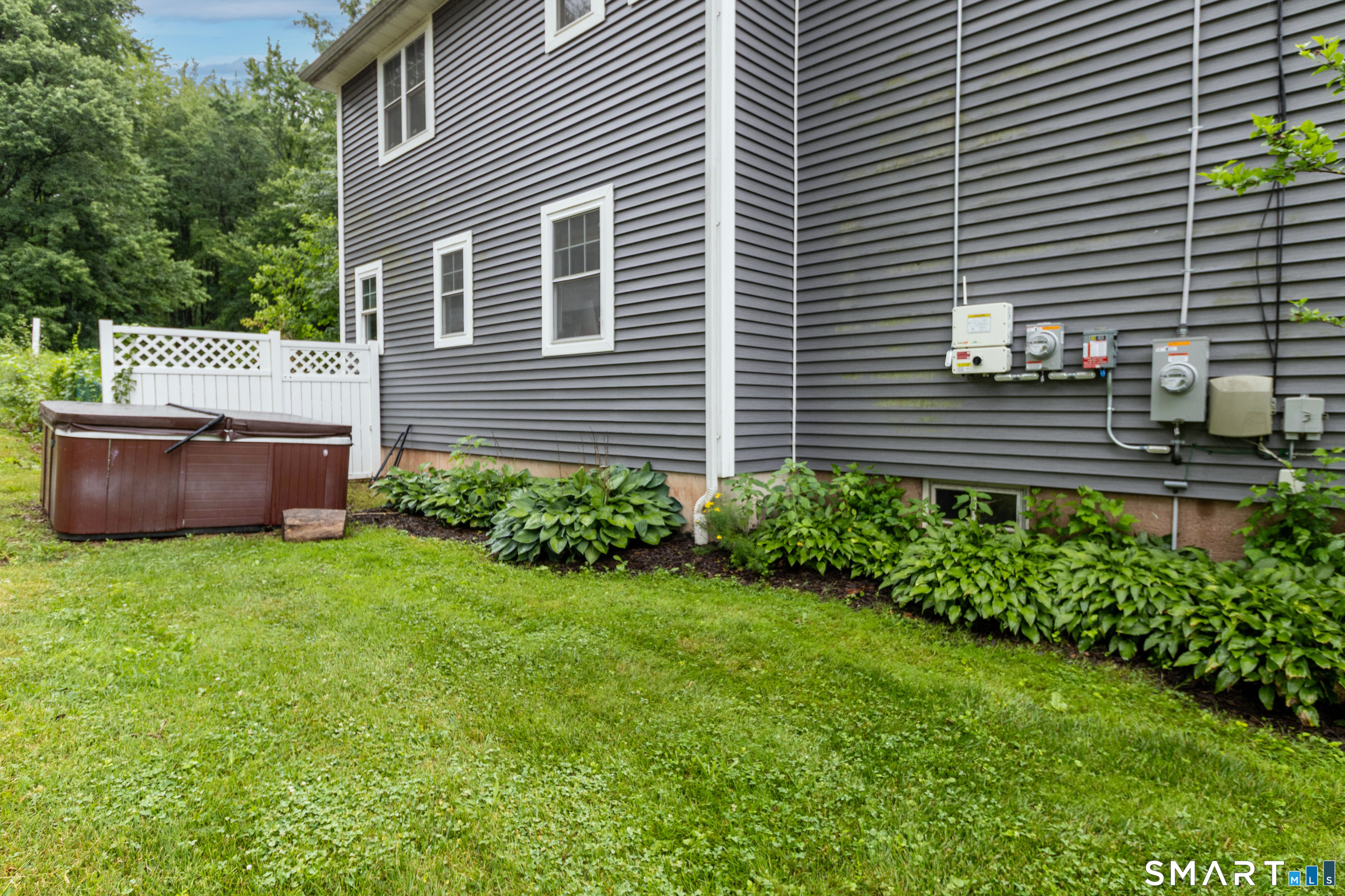 18 Hicksville Road Cromwell CT 06416