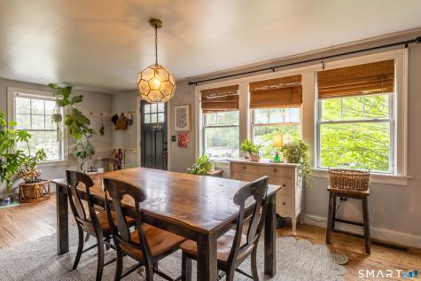 18 Hicksville Road Cromwell CT 06416