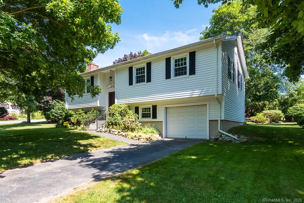 6 Seneca Drive Groton CT 06340