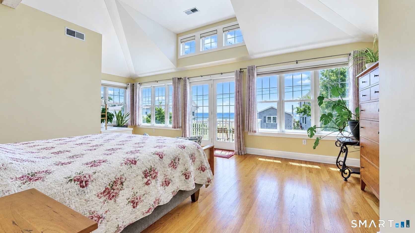 92 Ocean Avenue West Haven CT 06516